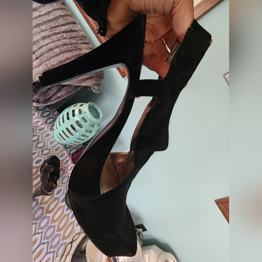 Nine west heels size 10